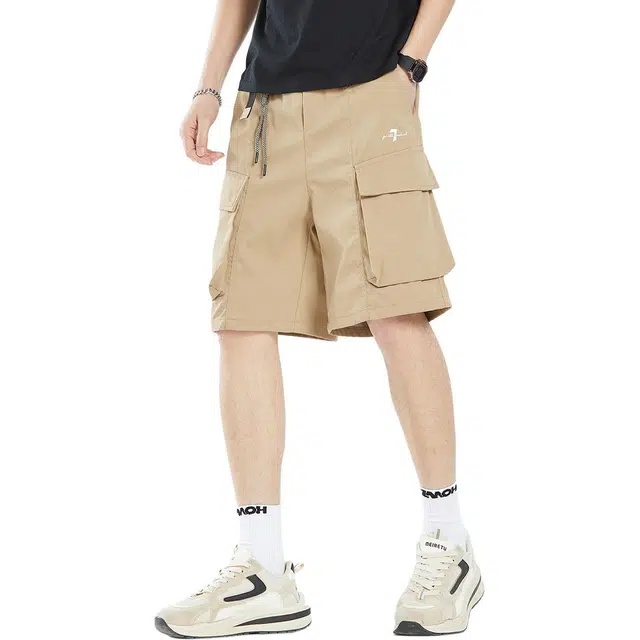 7 FOR ALL MANKIND