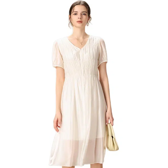 粉红玛琍 春 纯色简约短袖连衣裙 收腰 女款 杏色