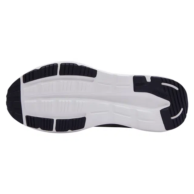 YONEX POWER CUSHION+