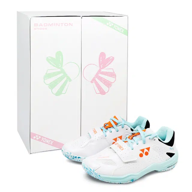 YONEX