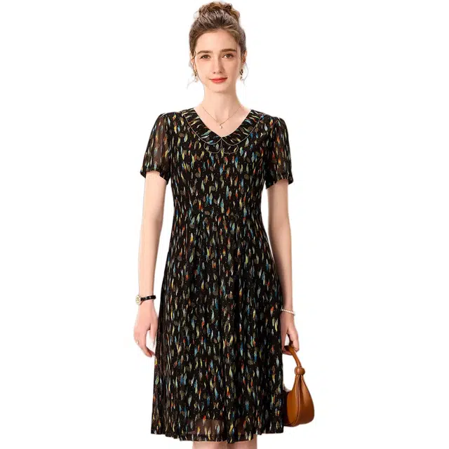 粉红玛琍 时尚洋气舒适短袖连衣裙 女款 黑色