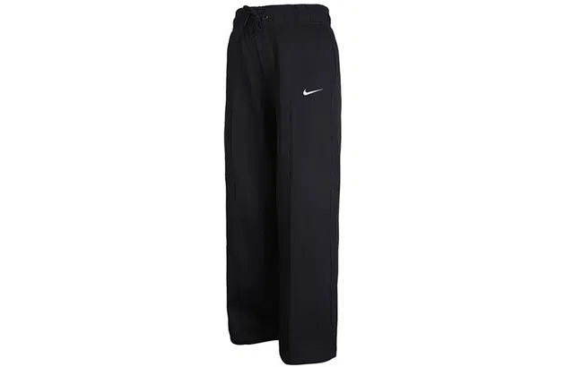 Nike Sportswear Trend
