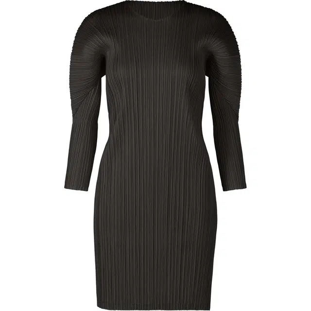 PLEATS PLEASE ISSEY MIYAKE