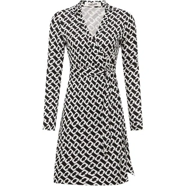 DIANE VON FURSTENBERG V