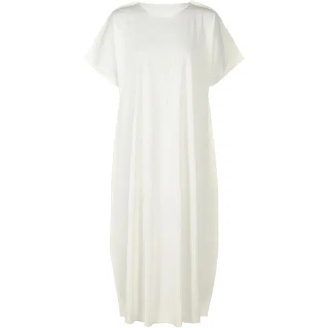 PLEATS PLEASE ISSEY MIYAKE