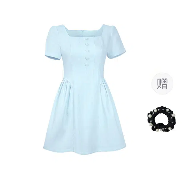 雾闪闪 时尚百搭纯色简约短袖连衣裙 女款