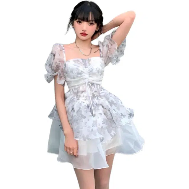 缪斯的诱惑 法式小个子收腰超仙女甜美在逃公主裙夏季别致绝美蓬蓬独特短袖连衣裙 女款 粉色