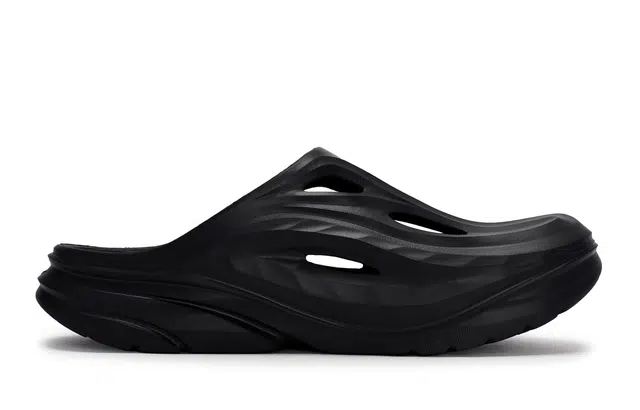 HOKA ONE ONE ORA Recovery mule 811