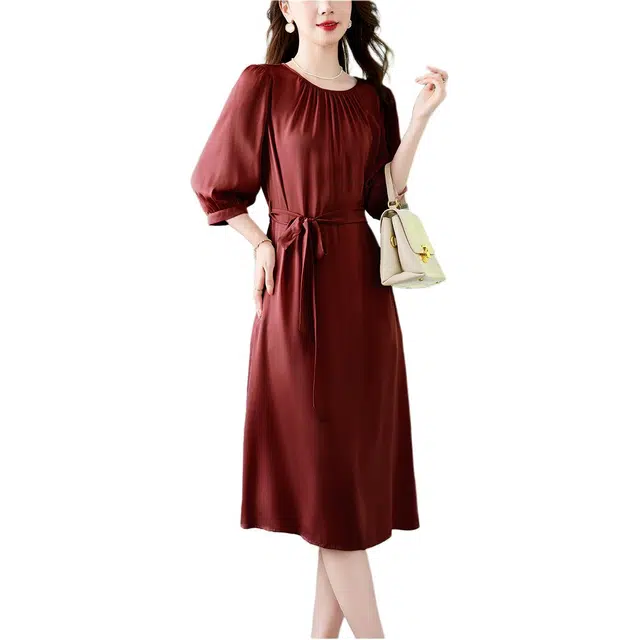 水墨佳人 纯色中长款百搭简约长袖连衣裙 女款