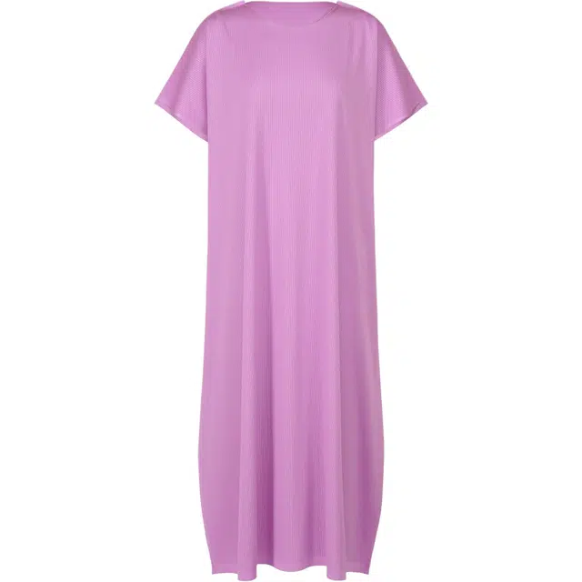 PLEATS PLEASE ISSEY MIYAKE