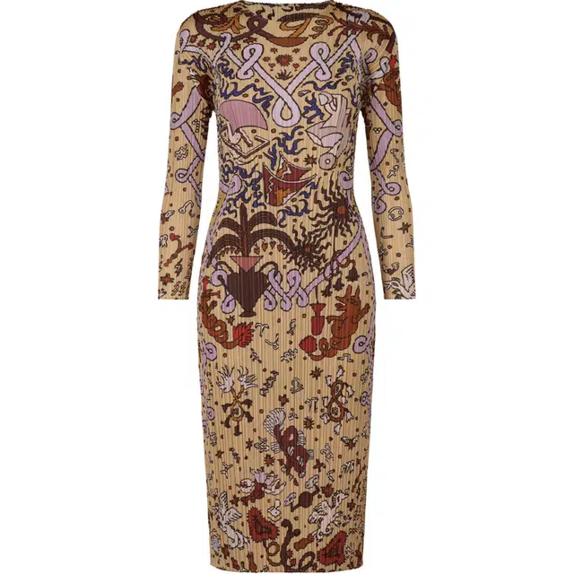 PLEATS PLEASE ISSEY MIYAKE