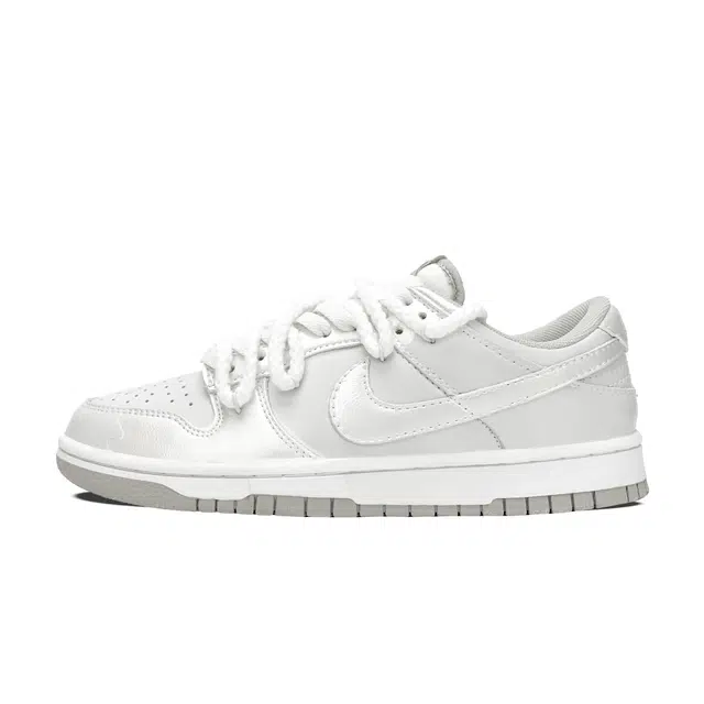 Nike Dunk Low Silver White