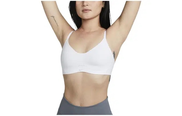 Nike Dri-FIT Alate Minimalist