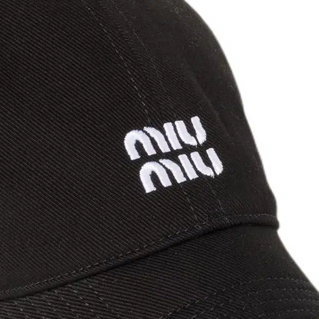 MIU MIU