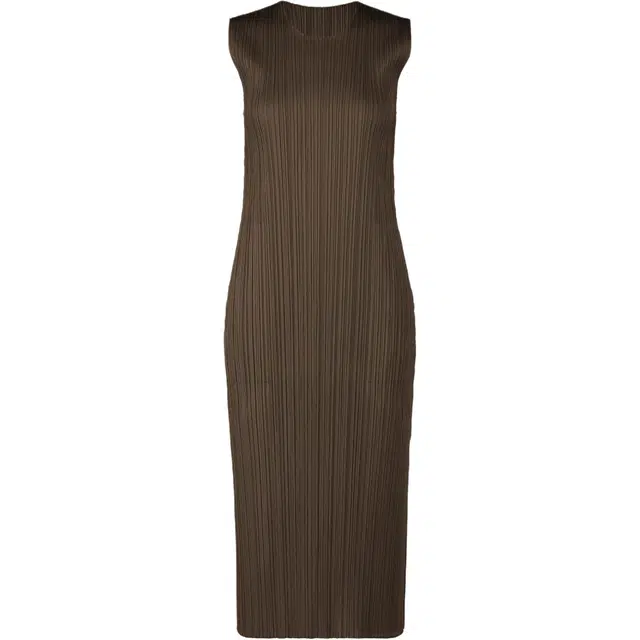 PLEATS PLEASE ISSEY MIYAKE