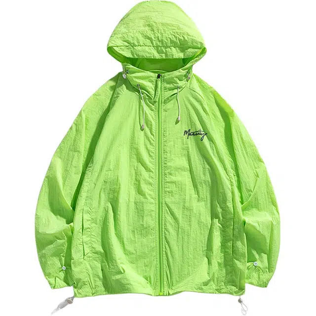 曼城 纯色简约基础字母印花户外登山轻薄速干宽松休闲连帽防晒服 男女同款