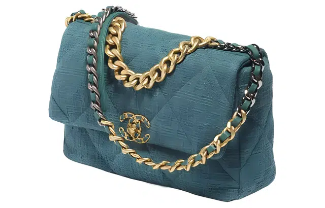 CHANEL 19Bag