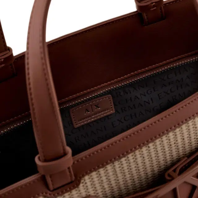 ARMANI EXCHANGEAE