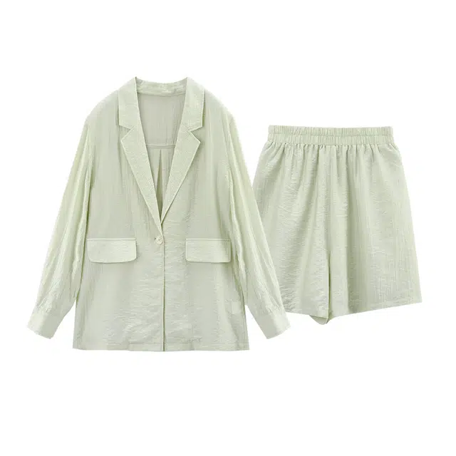苏醒的乐园 纯色西装领上衣高腰短裤休闲套装 女款 绿色