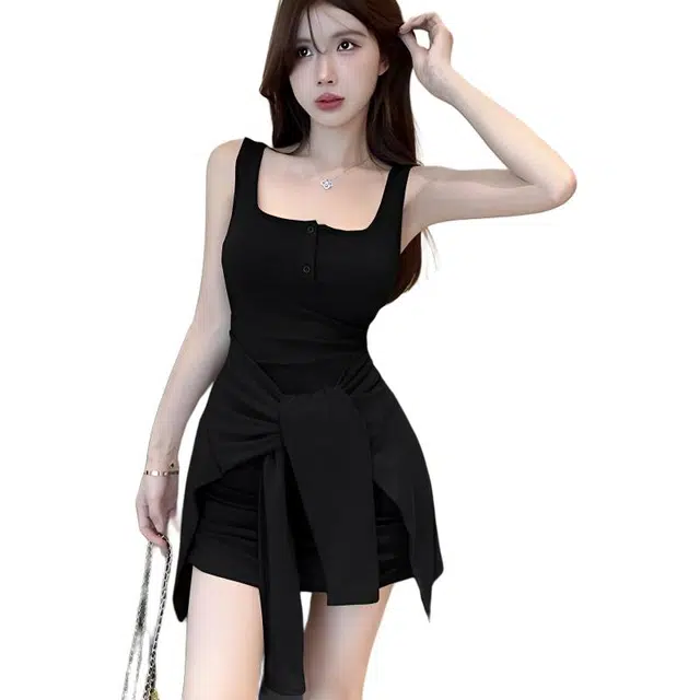 缪斯的诱惑 方领修身辣妹中长款无袖吊带连衣裙 女款