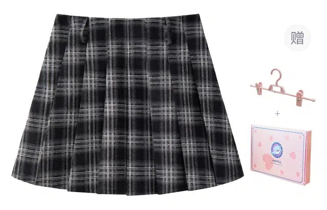 东鲸岁时记 港风学院风学姐感修身伯克利半裙松弛感温柔风格纹休闲短裙 春秋季 女款 礼盒装 黑灰色格裙