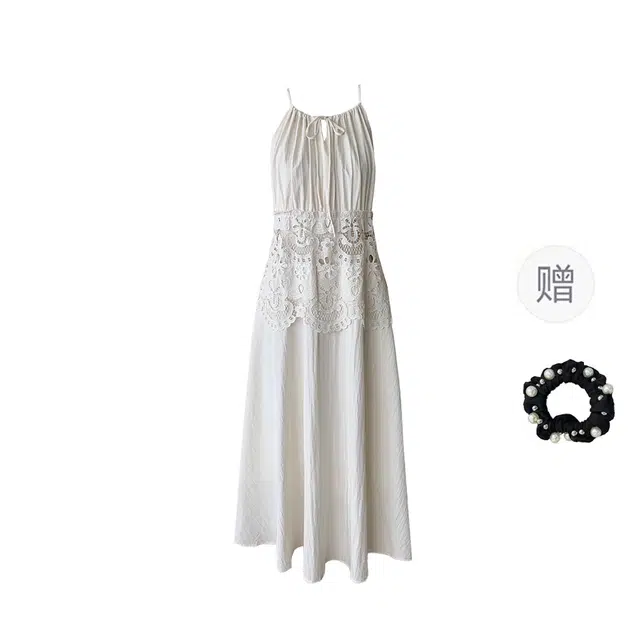 雾闪闪 海边度假风温柔气质设计感蕾丝拼接收腰挂脖吊带连衣裙 女款