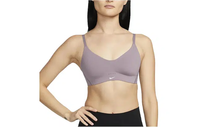 Nike Dri-FIT Alate Minimalist