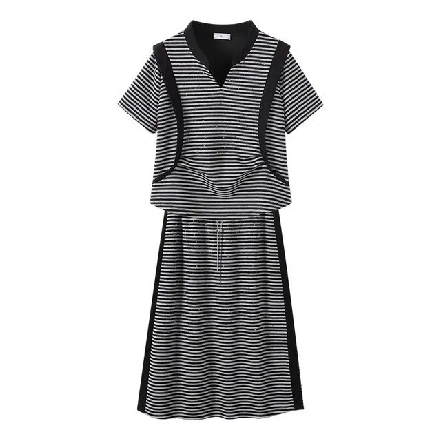 云妃秀 大码女装宽松舒适上衣半身裙两件套休闲套装 女款