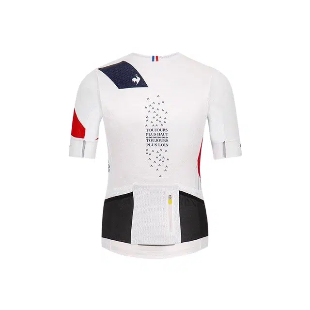 le coq sportif x PEARL iZUMi SS25 logo
