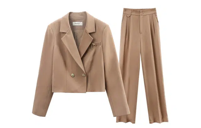 苏醒的乐园 纯色西装领短款长袖外套高腰直筒长裤休闲运动套装 女款