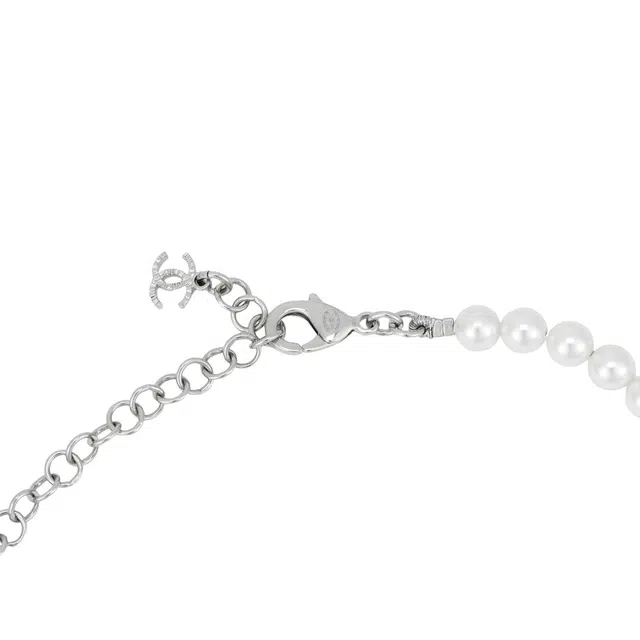 CHANEL -