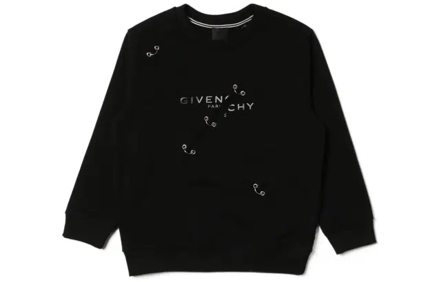 Givenchy SS22 Logo