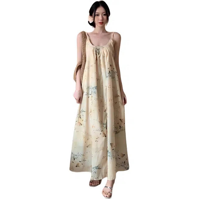 怪力萝莉 温柔度假风茶歇法式复古碎花露背超好看气质长裙吊带连衣裙 女款