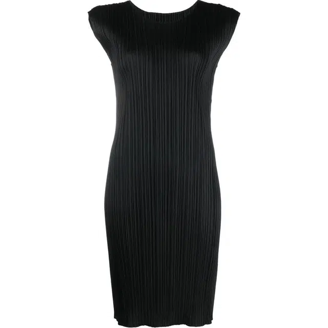 PLEATS PLEASE ISSEY MIYAKE