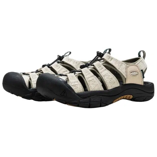 Gramicci x KEEN Newport Retro