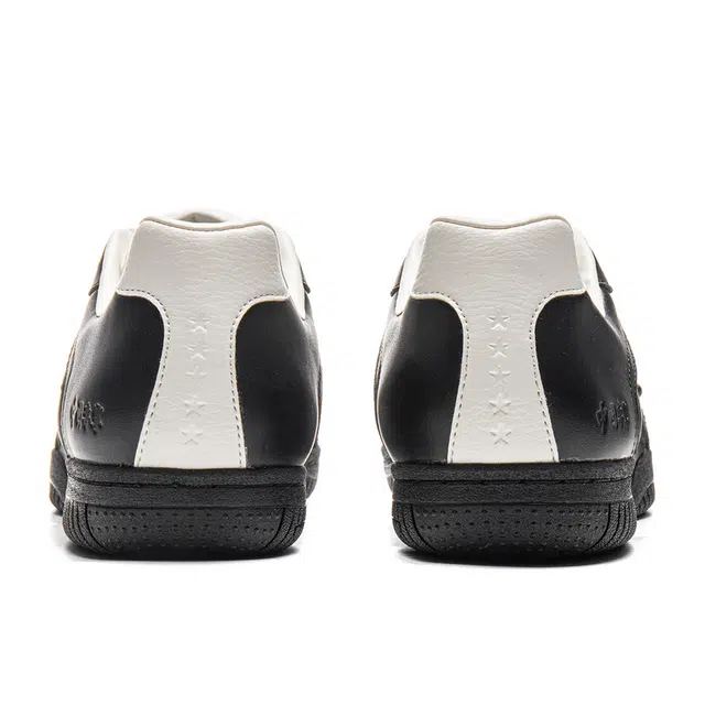 中国李宁 乒乓系列 时尚潮流 百搭 减震防滑耐磨 低帮 生活休闲鞋 男女同款 黑色