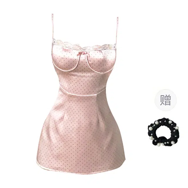 雾闪闪 纯欲辣妹风蕾丝拼接波点显瘦收腰辣妹性感绝美露背包臀吊带连衣裙 女款 粉色