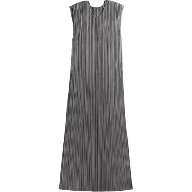 PLEATS PLEASE ISSEY MIYAKE