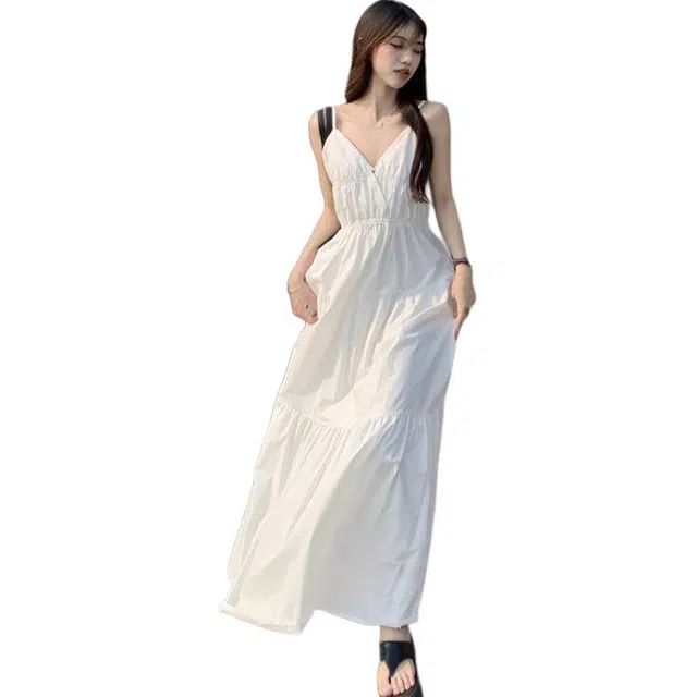 怪力萝莉 时尚舒适百搭吊带连衣裙 女款 白色
