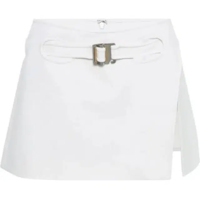 DION LEE