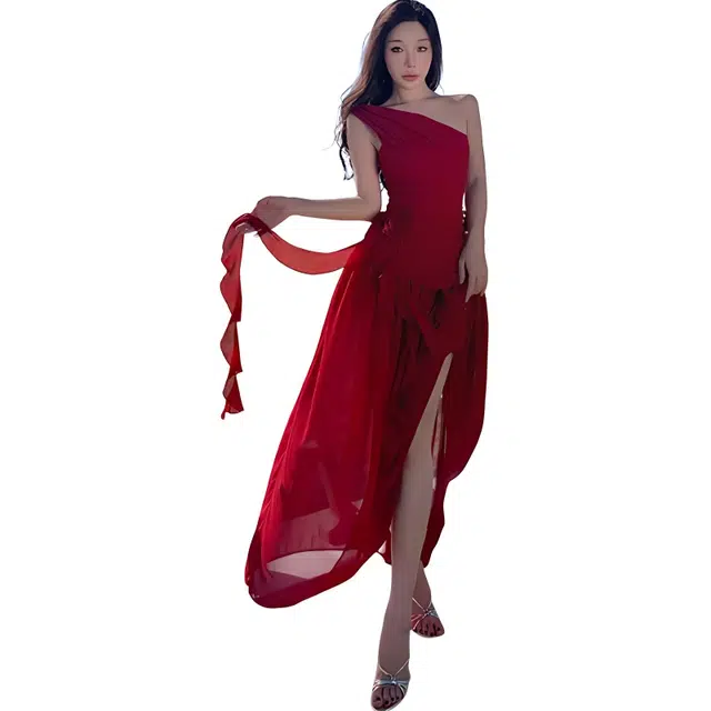 纤丝鸟 荷叶边垂坠感斜肩单肩长款海边度假长裙无袖连衣裙 女款