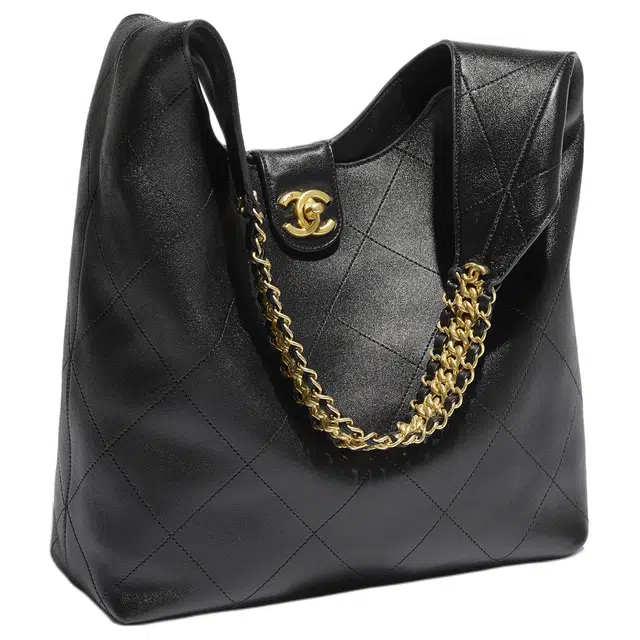 CHANEL 25P Logo HOBO