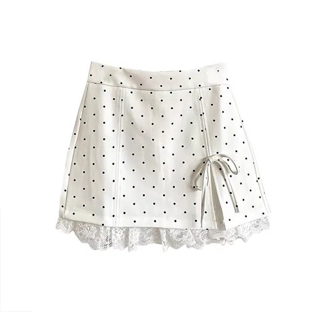 敲模女孩 文艺风设计感蕾丝边简约半身裙休闲短裙 女款