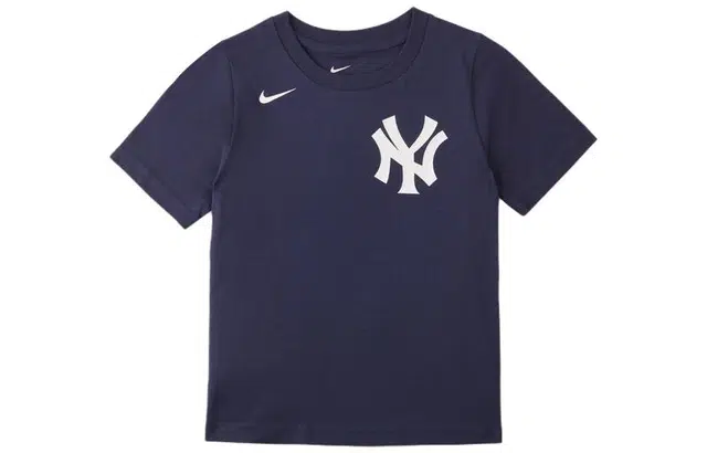 Nike x MLB LogoT