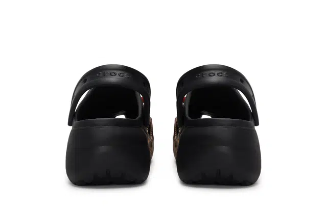 Crocs Classic Platform Clog