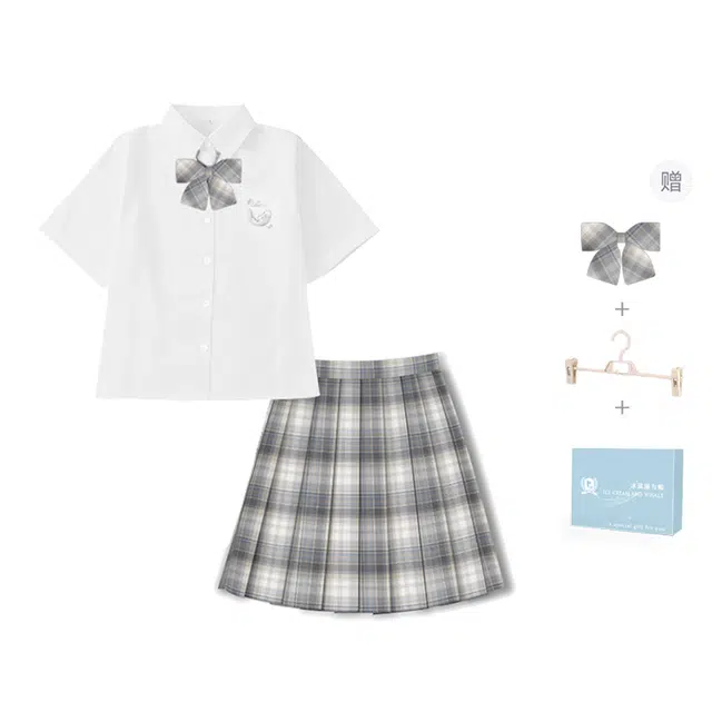 冰淇淋与鲸 学院风刺绣宽松短袖衬衣格子短款半身裙制服 女款