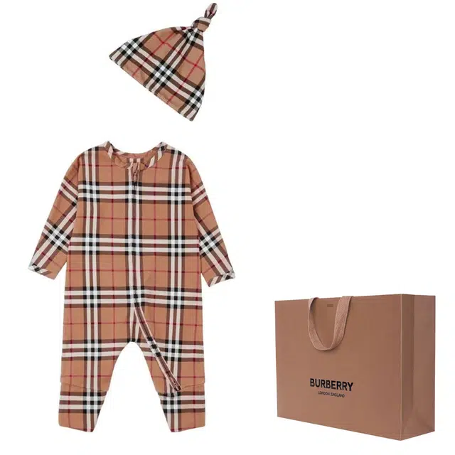 Burberry 2