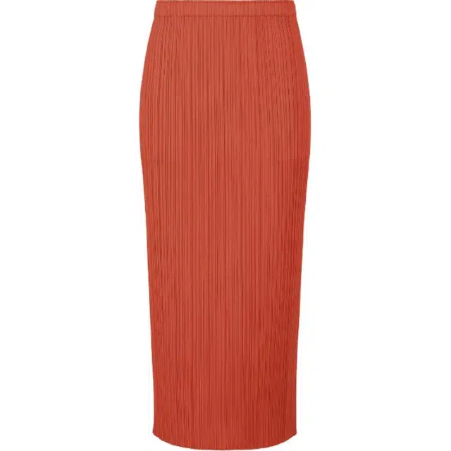 PLEATS PLEASE ISSEY MIYAKE