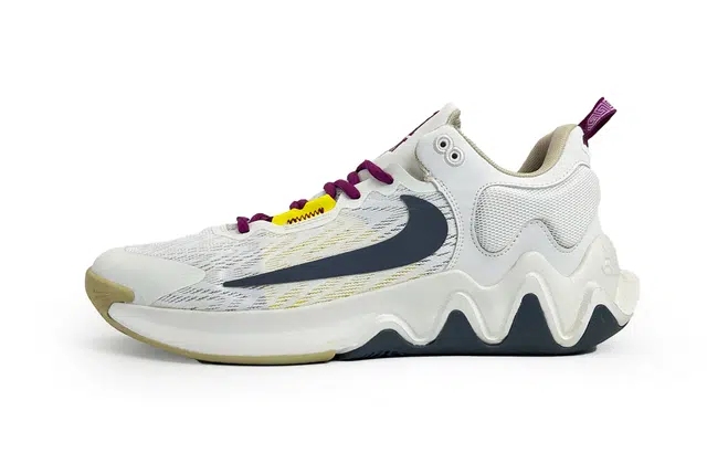 Nike Giannis Immortality 2