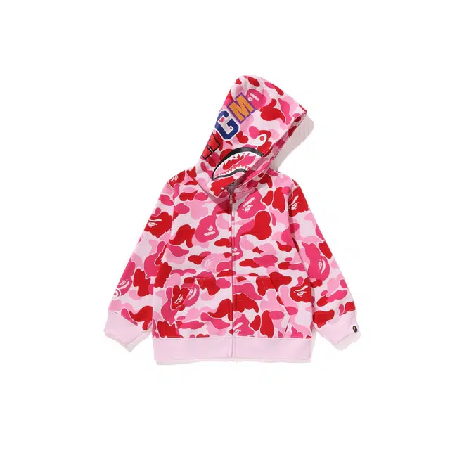 A BATHING APE FW24 WGM